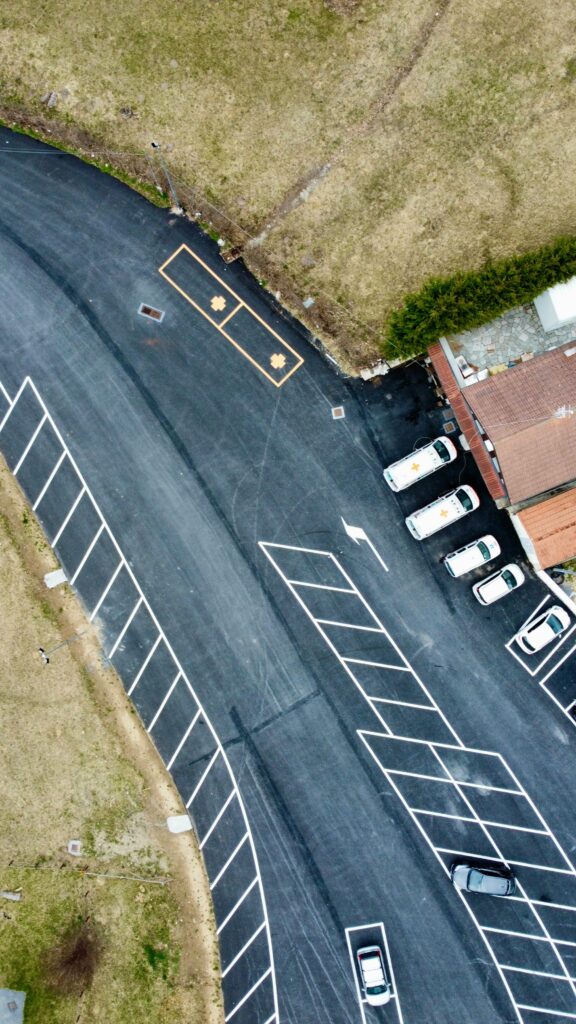 asphalt driveway installation